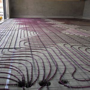 screed hydronic floor heating pipe installed in large areas