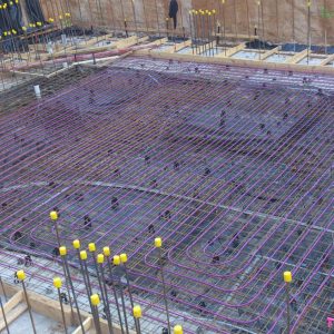 hydronic floor heating pipe in large house